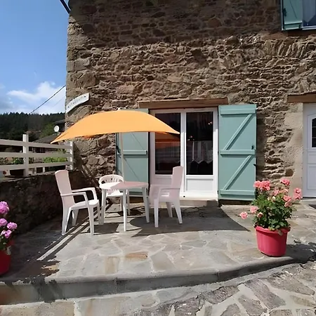 Vakantiehuis Maison Au Coeur De L'auvergne *